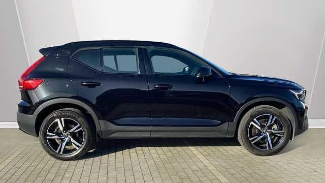 Used Volvo XC40 Plus 161 HP (118 kW) 2024 SUV