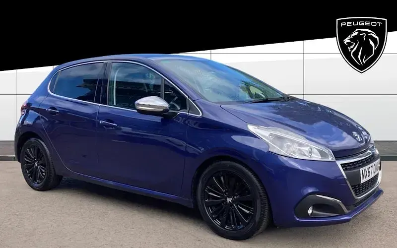Used Peugeot 208 Allure Premium 82 HP (60 kW) 2017 Hatchback