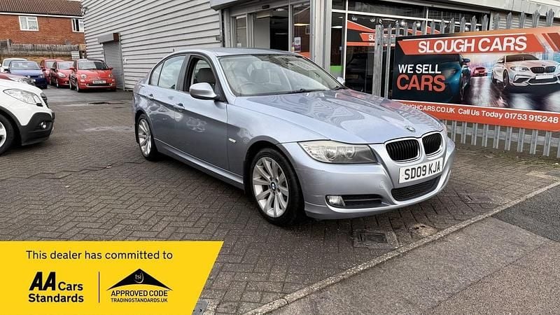 Blue Used 2009 BMW 318 Sedan | £1,595 (Good price) - Image 1/4