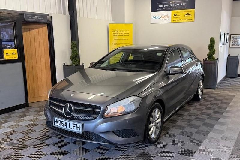 Used Mercedes A180 SE 109 HP (80 kW) 2015