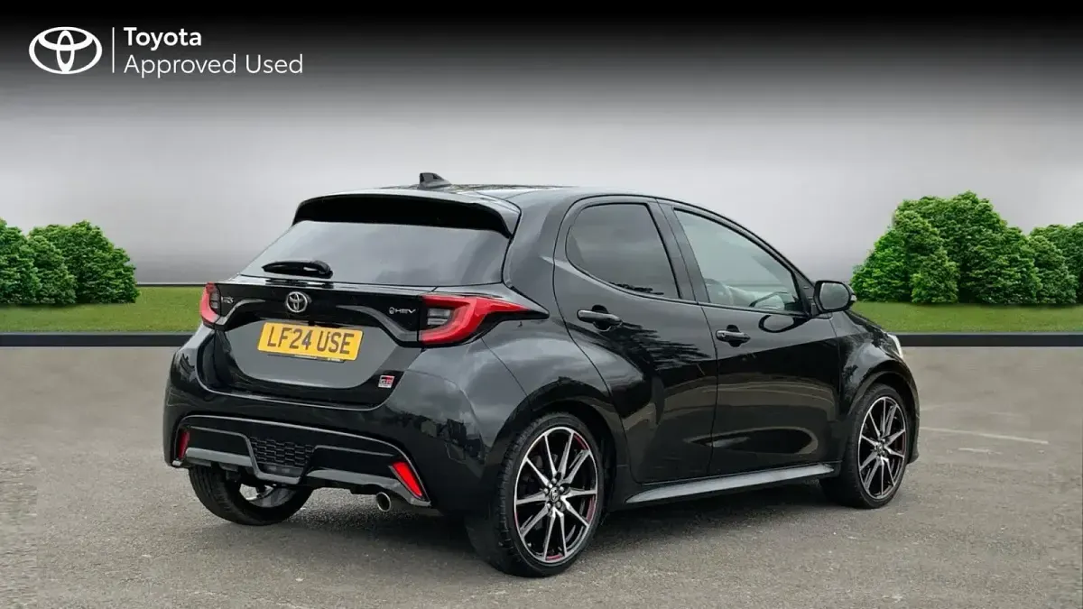 Used Toyota Yaris Sport 130 HP (95 kW) 2024 Eclipse black Hatchback