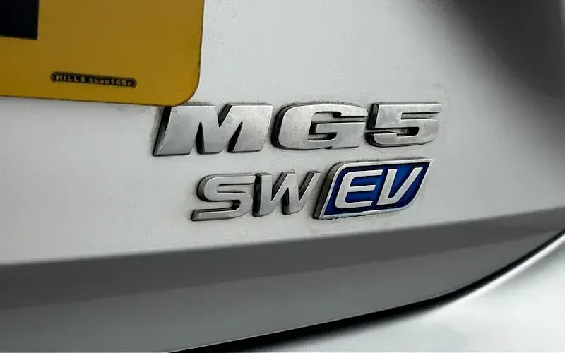 Used MG MG5 EV Trophy 114 kW (156 HP) 2022 Silver Estate