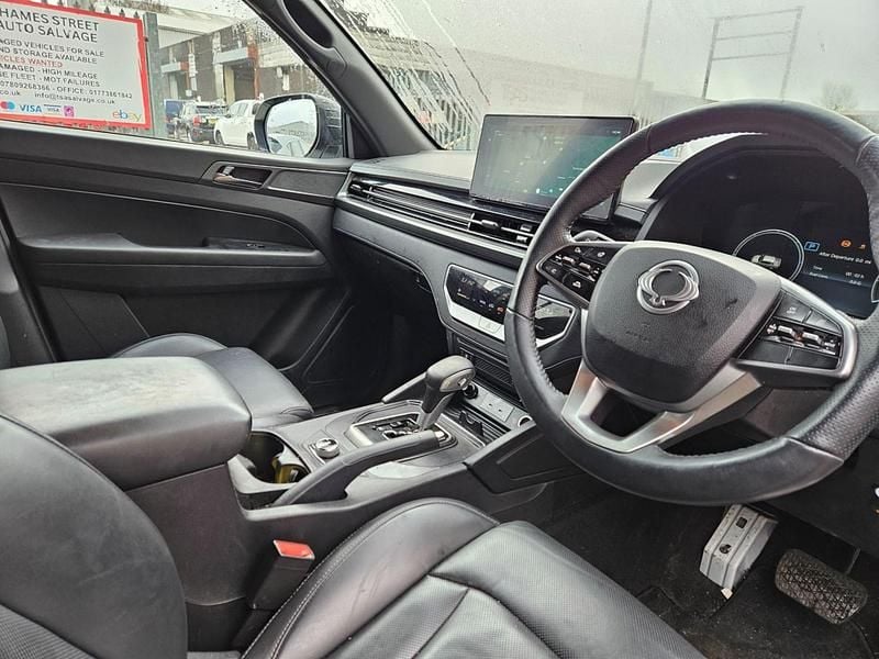 Used Ssangyong (KGM) Musso 202 HP (148 kW) 2024 White Pickup