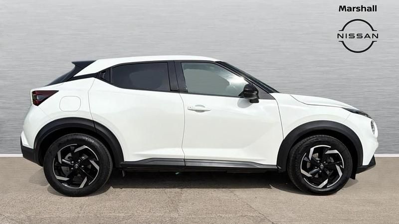 Used Nissan Juke N-Connecta 114 HP (83 kW) 2023 White SUV