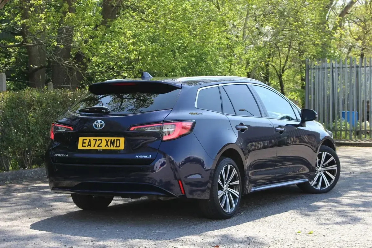 Used Toyota Corolla Design 2022 Blue Estate