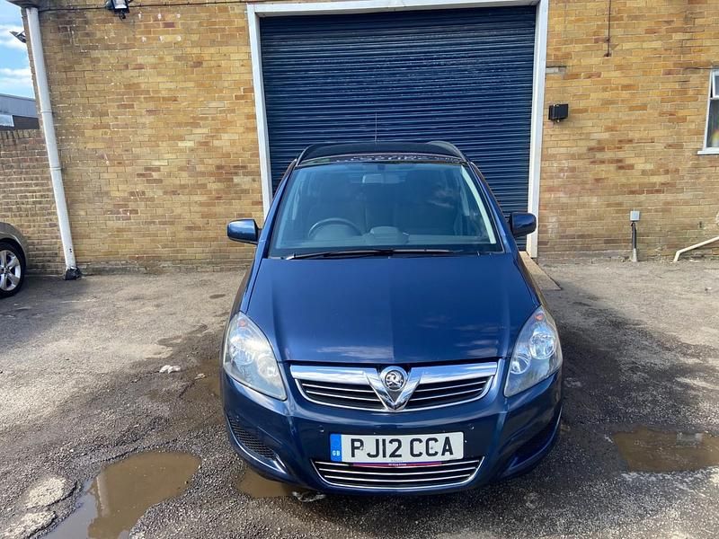 Used Vauxhall Zafira 115 HP (84 kW) 2012 Blue MPV
