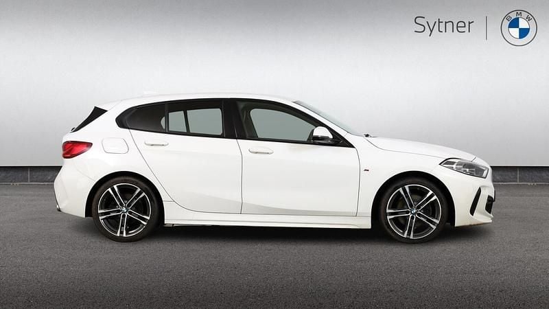Used BMW 118 M Sport 150 HP (110 kW) 2020 White Hatchback