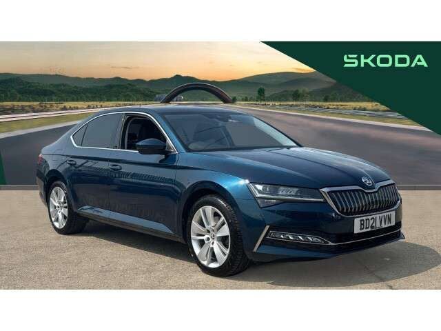 Blue Used 2021 Skoda Superb SE L Hatchback | £14,973 (Good price) - Image 1/4