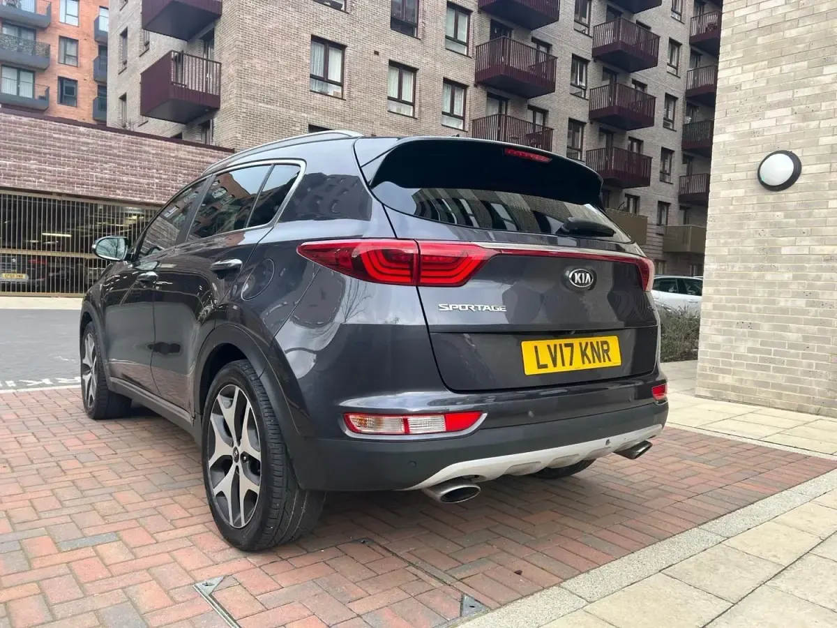 Usado Kia Sportage GT-Line 177 HP (130 kW) 2017 Prateado SUV