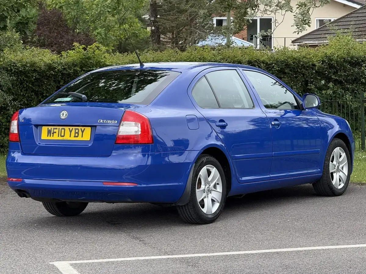 Used Skoda Octavia Elegance 2010 Blue Hatchback