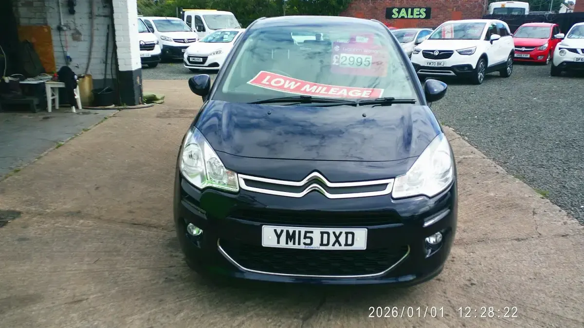 Used Citroën C3 Exclusive 2015 Blue Hatchback