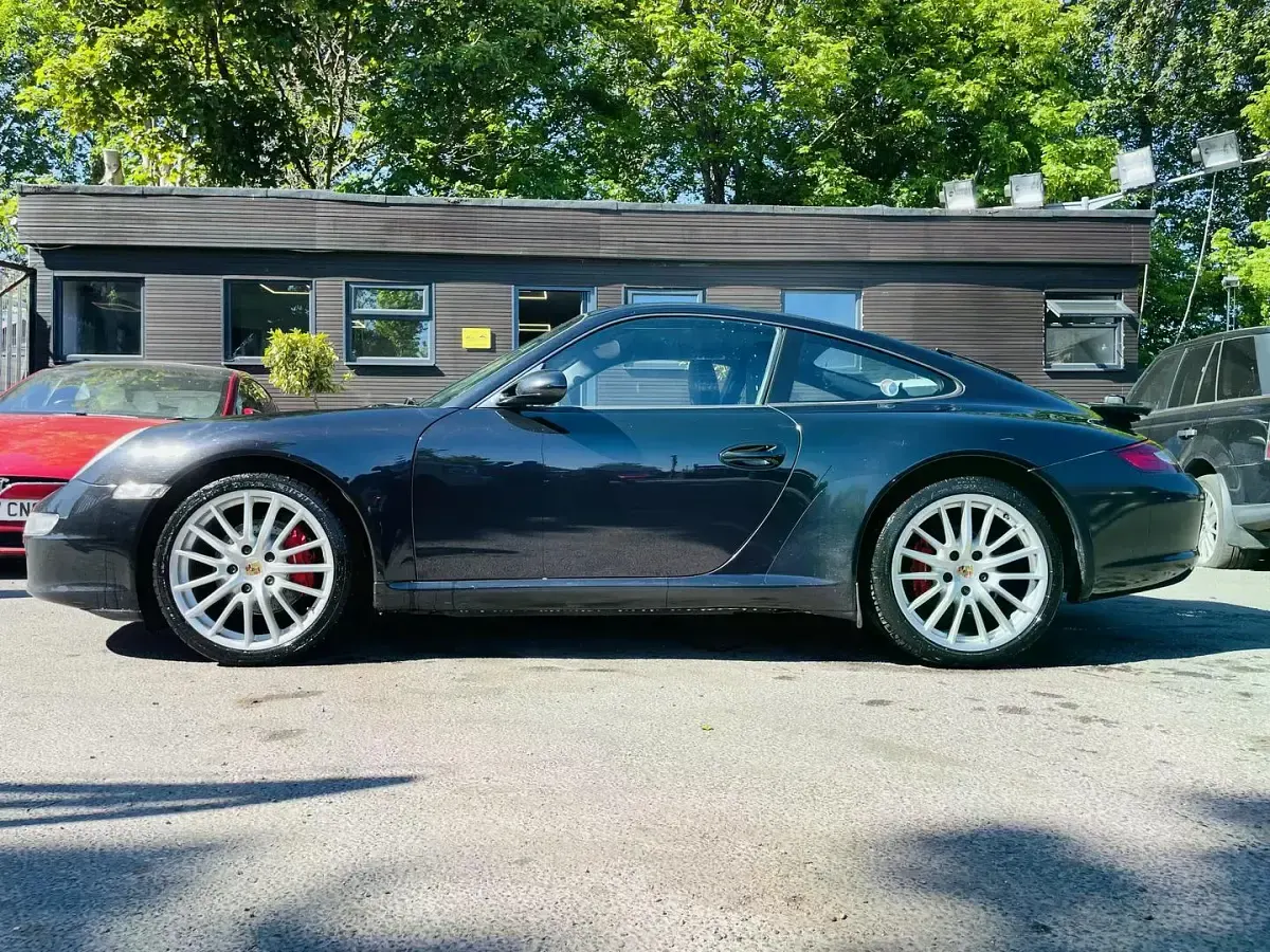 Used Porsche 911 Carrera 325 HP (239 kW) 2006 Black Coupe