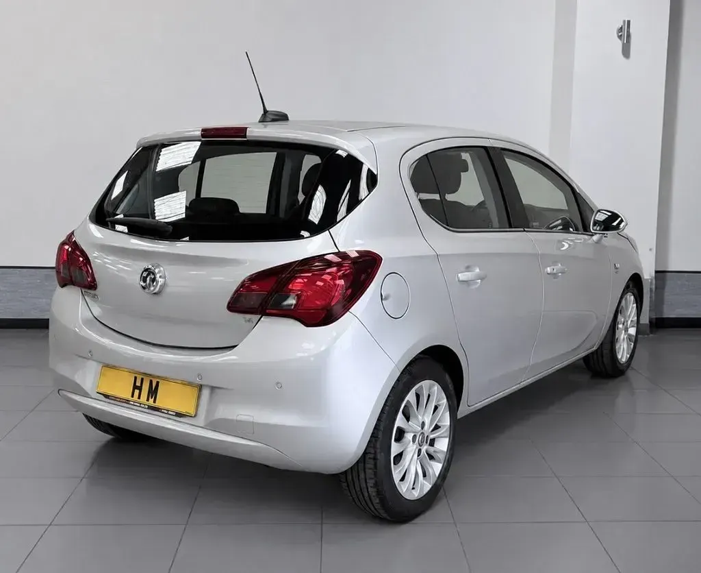 Used Vauxhall Corsa 90 HP (66 kW) 2016 Silver Hatchback
