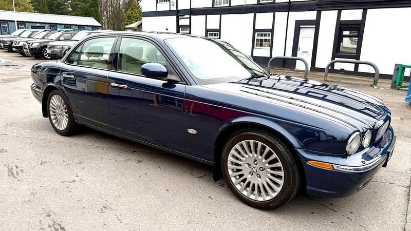 Used Jaguar XJ 2006 Blue Sedan