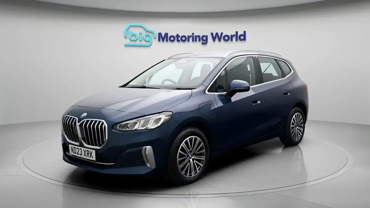 Used BMW 225 Luxury Line 2023 Blue Hatchback