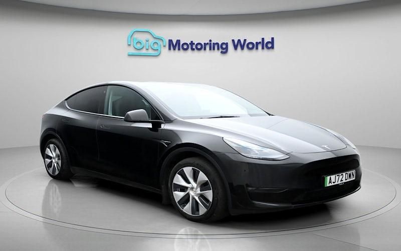 Used Tesla Model Y Long Range AWD 286 kW (389 HP) 2025 SUV