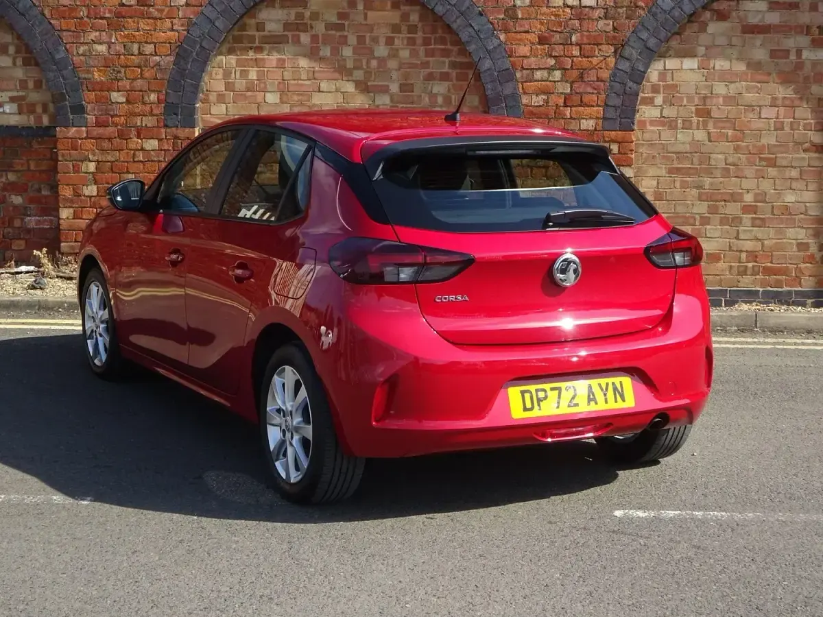 Used Vauxhall Corsa Design Edition 98 HP (72 kW) 2023 Red Hatchback