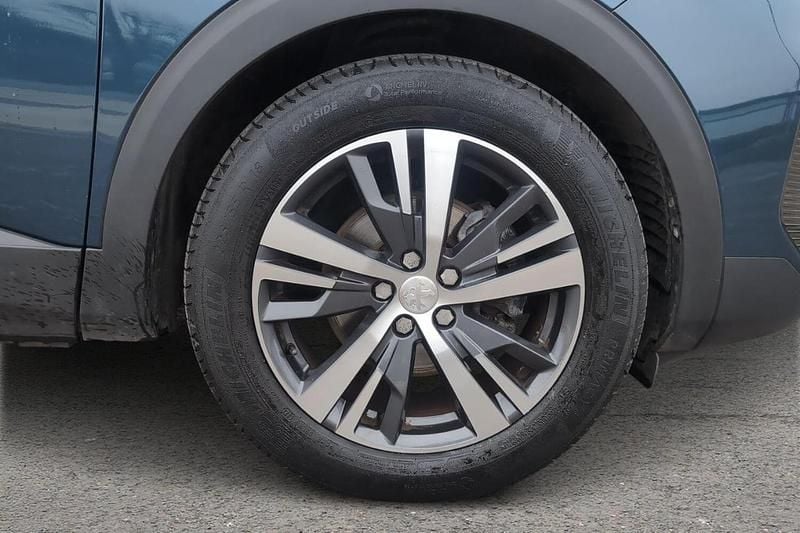 Used Peugeot 3008 Active+ 129 HP (94 kW) 2023 Blue SUV