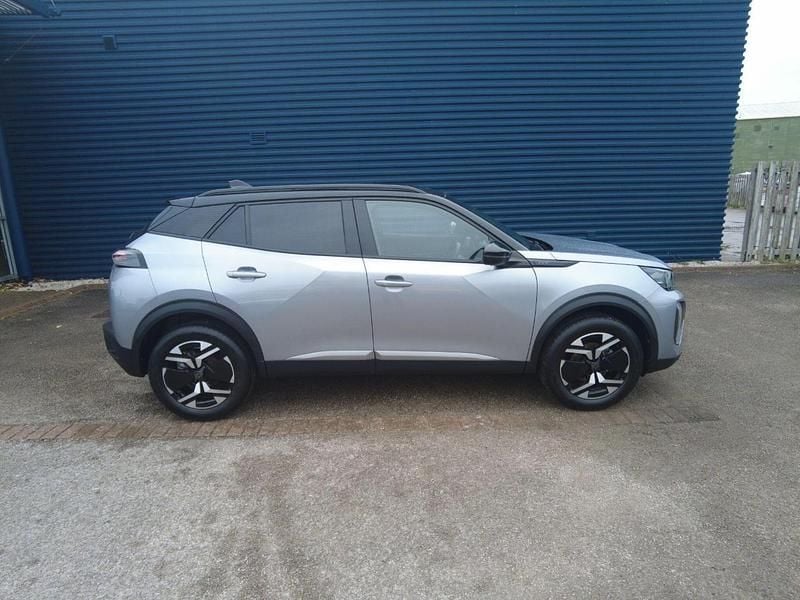 Begagnad Peugeot 2008 GT 129 HK (94 kW) 2024 Grå SUV