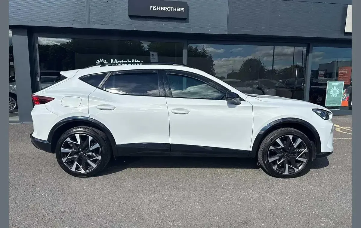 Used Cupra Formentor 147 HP (108 kW) 2025 White SUV