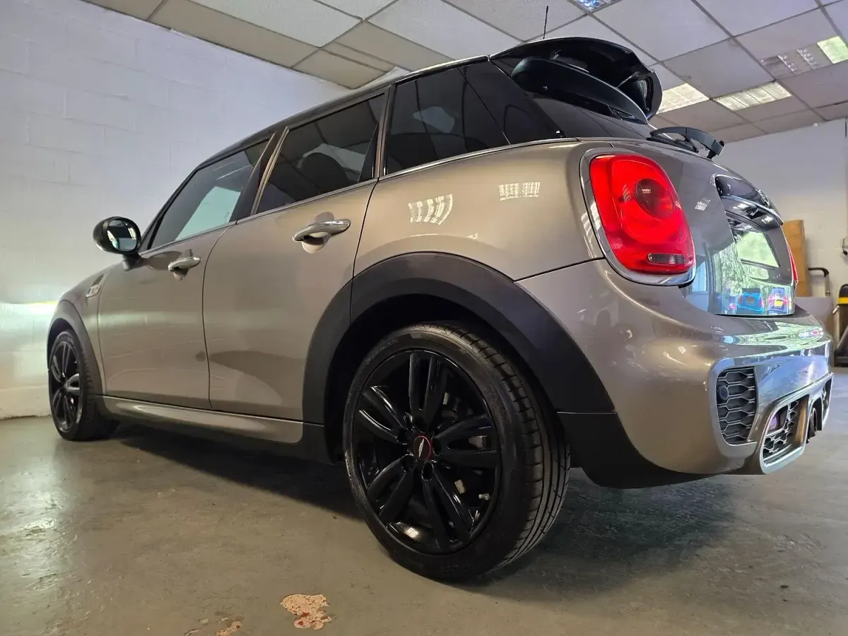 Used Mini Cooper S Hatch 192 HP (141 kW) 2017 Silver Hatchback