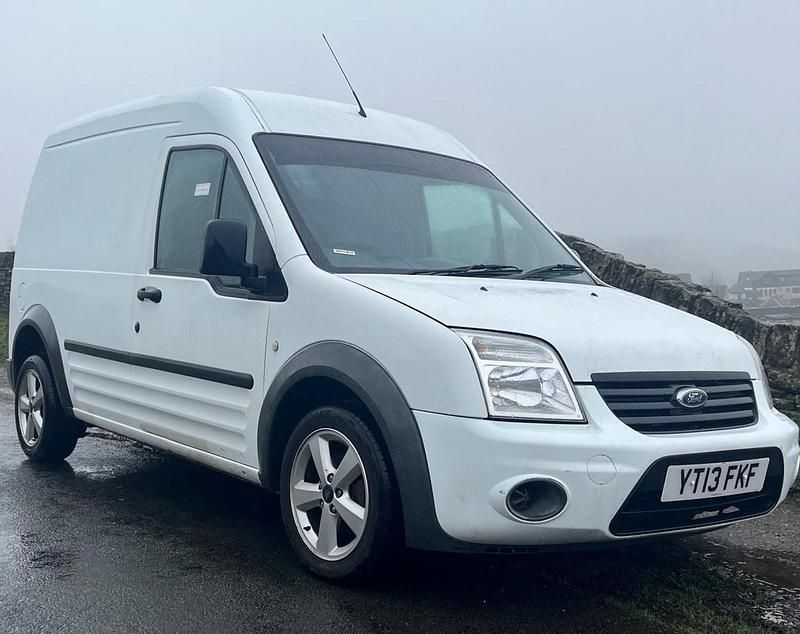 Used Ford Transit Connect 90 HP (66 kW) 2013 White MPV