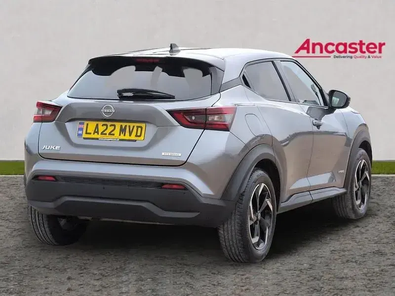 Used Nissan Juke N-Connecta 143 HP (105 kW) 2022 Grey SUV