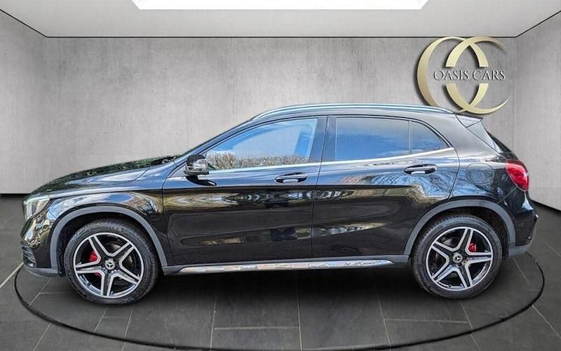 Used Mercedes GLA200 AMG line 156 HP (114 kW) 2020 Black SUV