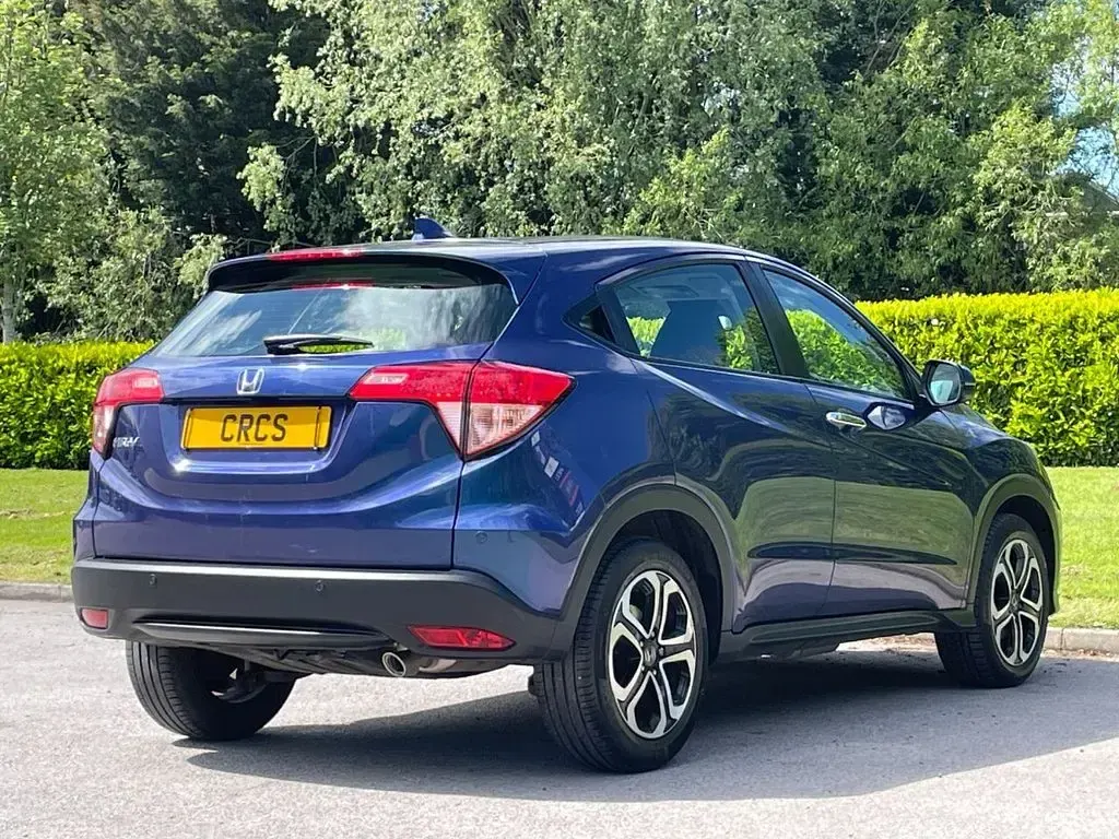 Used Honda HR-V SE 120 HP (88 kW) 2017 Blue SUV