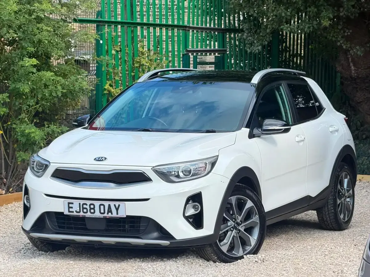 Used Kia Stonic 2018 White SUV