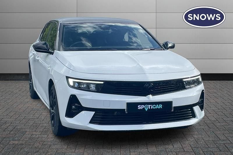 White Used 2024 Vauxhall Astra S Estate | £17,996 (Super price) - Image 1/4