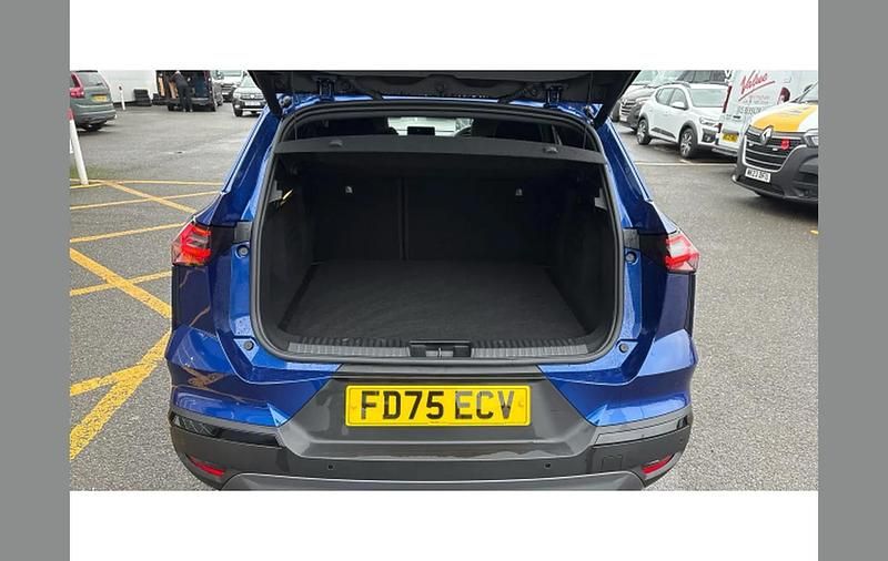 Used Renault Symbioz Iconic Esprit Alpine 160 HP (117 kW) 2025 Other SUV