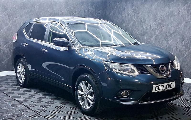 Used Nissan X-Trail Acenta 2017 Blue SUV