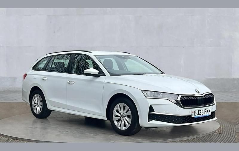 Used Skoda Octavia SE Technology 113 HP (83 kW) 2025 White Estate