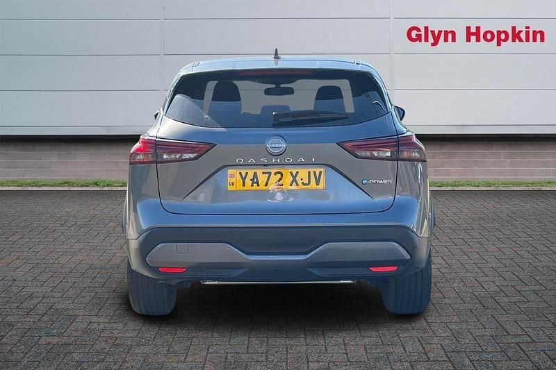 Used Nissan Qashqai N-Connecta 190 HP (139 kW) 2023 Grey SUV