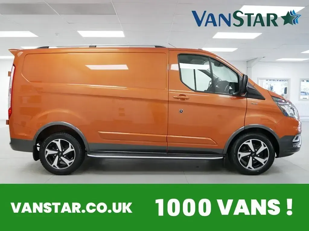 Used Ford Transit Custom Active 130 HP (95 kW) 2022 Orange Van