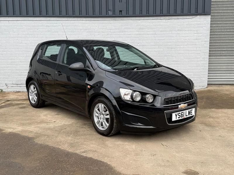 Black Used 2011 Chevrolet Aveo LT Hatchback | £1,695 (Fair price) - Image 1/4