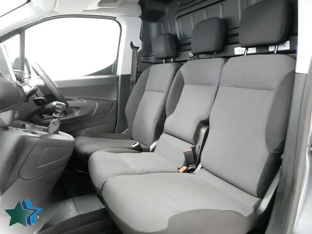 Used Peugeot Partner Premium 100 HP (73 kW) 2023 Grey MPV