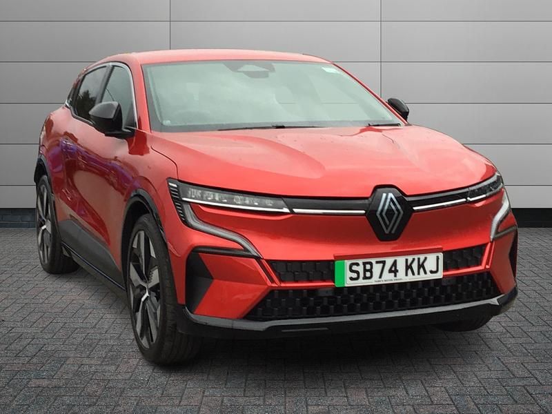 Flame red Used 2024 Renault Megane E-Tech Komfort Hatchback | £22,495 (Fair price) - Image 1/1