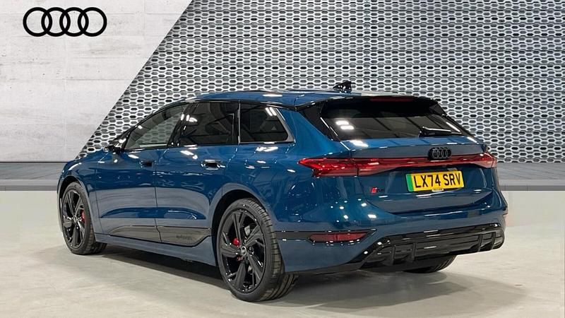 Used Audi A6 e-tron Performance 269 kW (367 HP) 2025 Blue  Estate