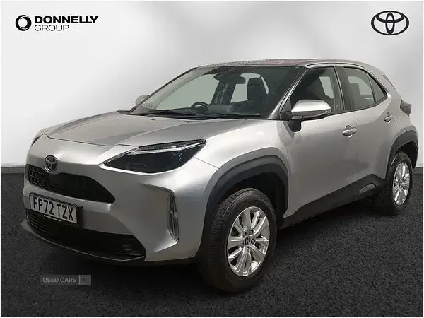 Used Toyota Yaris 116 HP (85 kW) 2023 Silver Hatchback