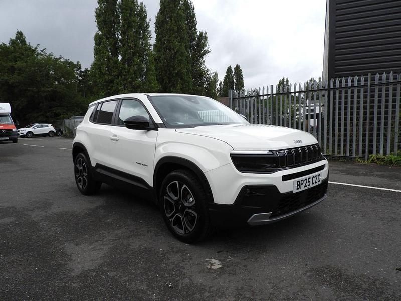 White New 2025 Jeep Avenger Summit SUV | £22,990 (Fair price) - Image 1/4