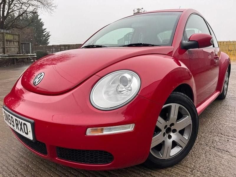 Red Used 2009 VW Beetle Hatchback | £2,450 (Super price) - Image 1/4