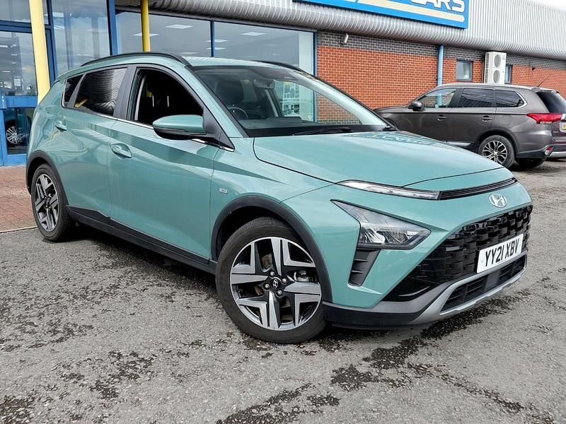 Green Used 2021 Hyundai Bayon Premium SUV | £12,689 (Fair price) - Image 1/4