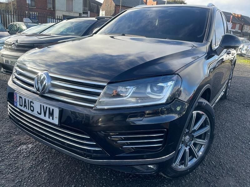 Black Used 2016 VW Touareg R-line SUV | £10,995 (Super price) - Image 1/4