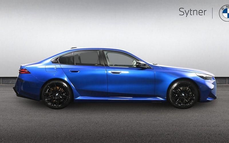 New BMW M5 727 HP (534 kW) 2025 Sedan