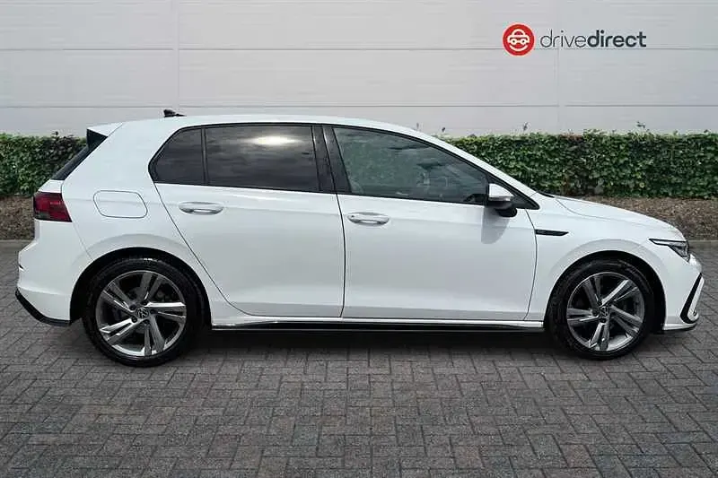 Used VW Golf VIII R-line 150 HP (110 kW) 2022 White Hatchback