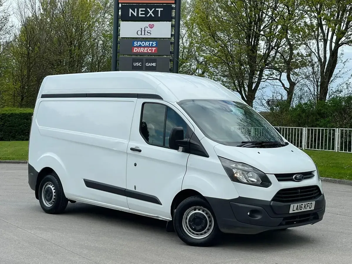 Used Ford Transit Custom 100 HP (73 kW) 2016 White Van
