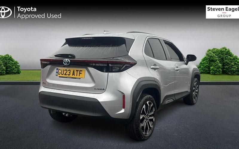 Used Toyota Yaris Hybrid Design 116 HP (85 kW) 2026 Estate