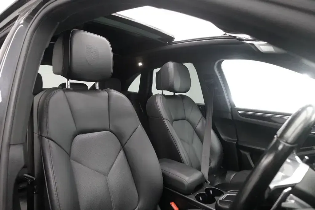 Used Porsche Macan S 349 HP (256 kW) 2019 Grey SUV